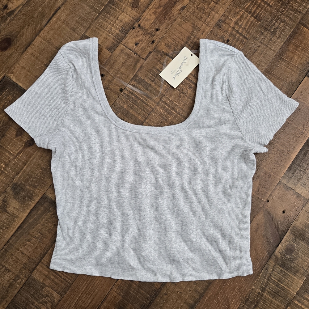 Universal Thread Womens XL  Gray Crop Top NWT from Target
